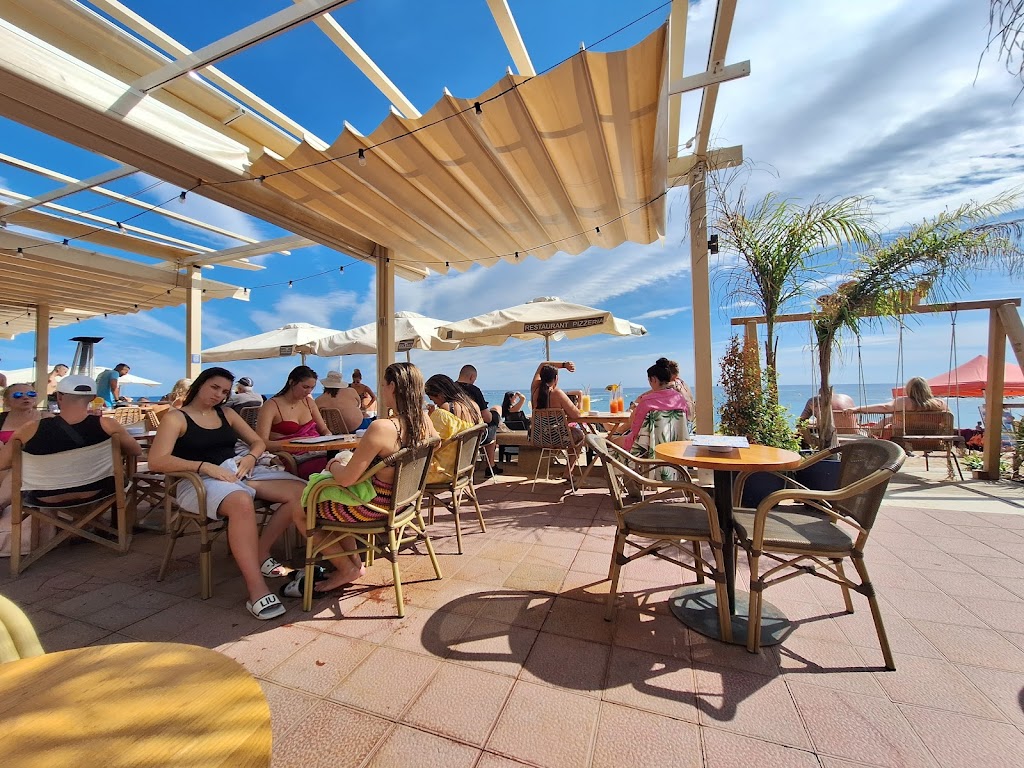 The Swing Beach Club