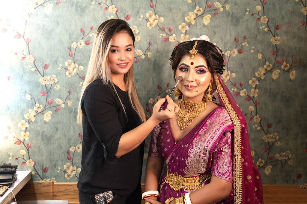 Sayrin Best Salon In Chinsurah Best Beauty Parlour In Chinsurah