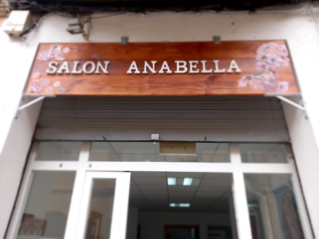 SALON ANABELLA — Exterior