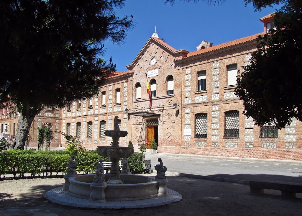 Asociacion Pro Huerfanos de la Guardia Civil - Colegio Marques de Vallejo