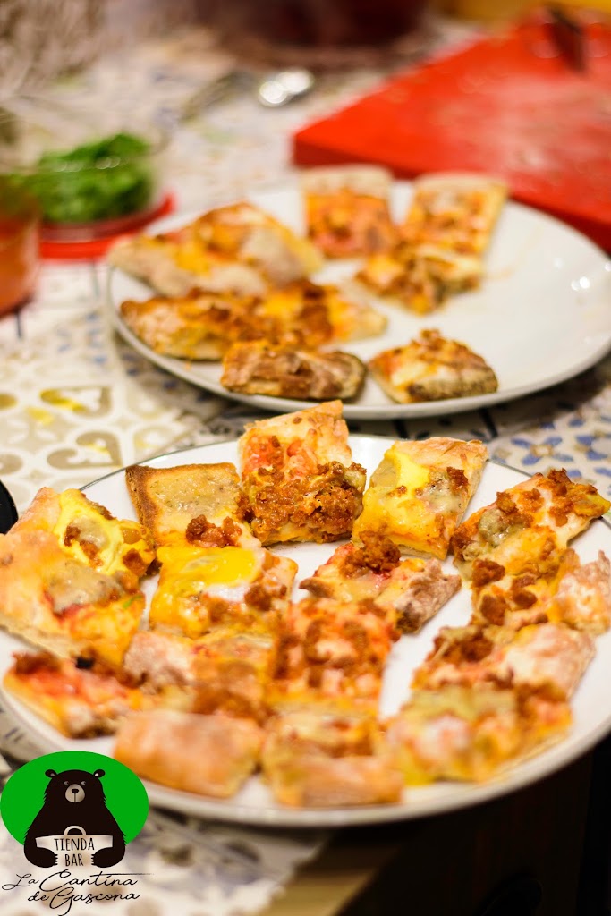 La Cantina de Gascona — Comida y bebida