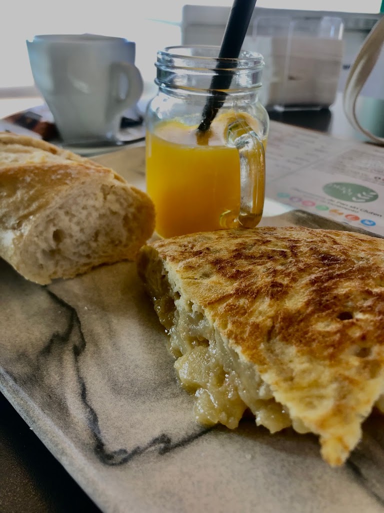 Bar deja vu — Comida y bebida