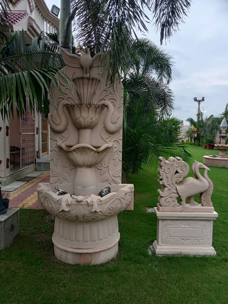 Hotel Bharal Greens