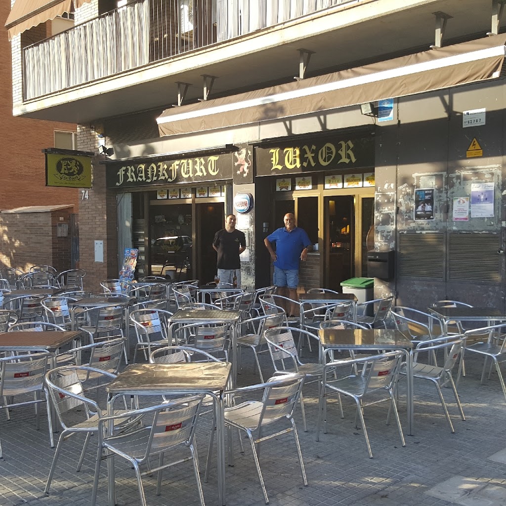 Frankfurt Luxor — Ambiente