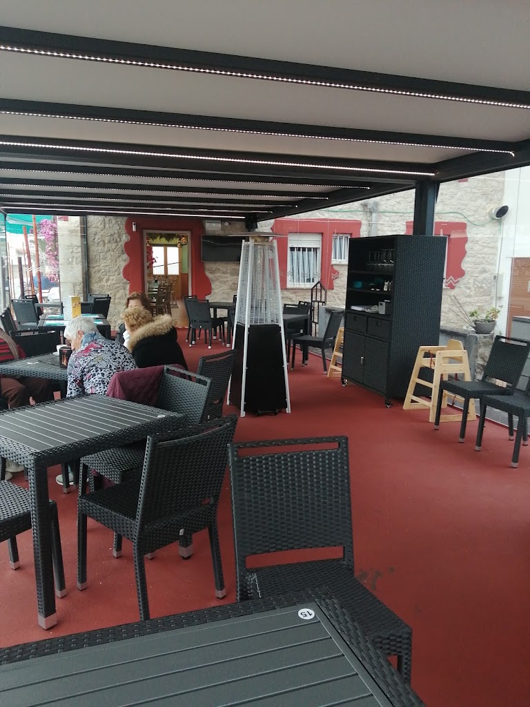 Bar Romate — Ambiente