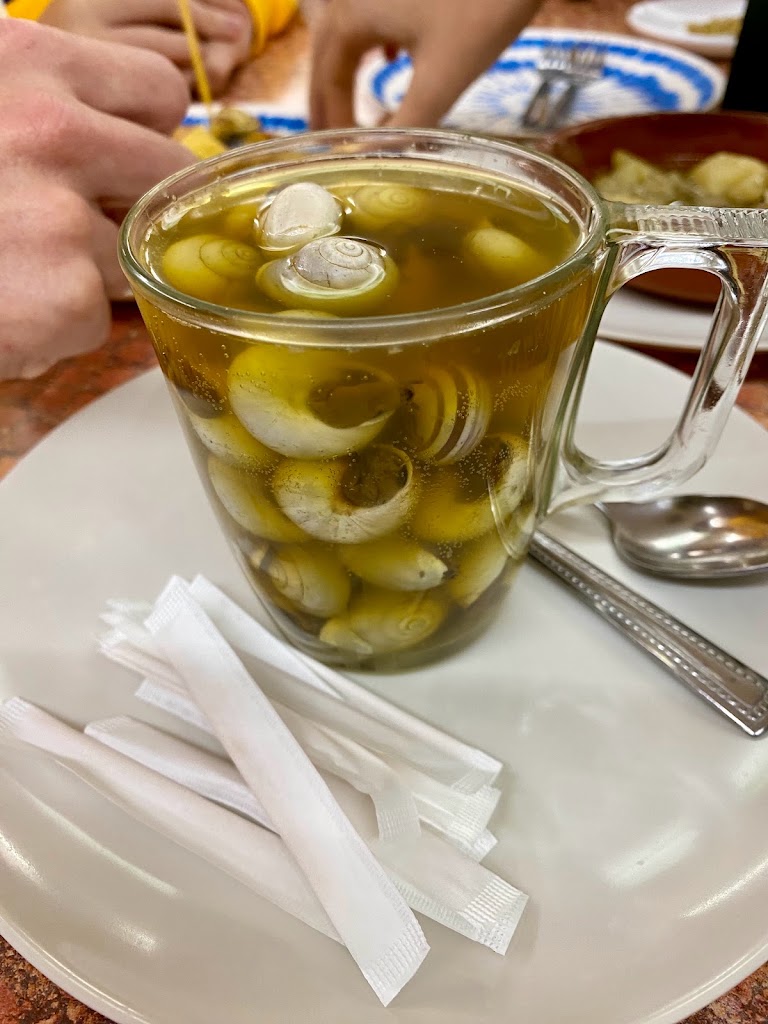 Bar Rincon Andaluz — Comida y bebida