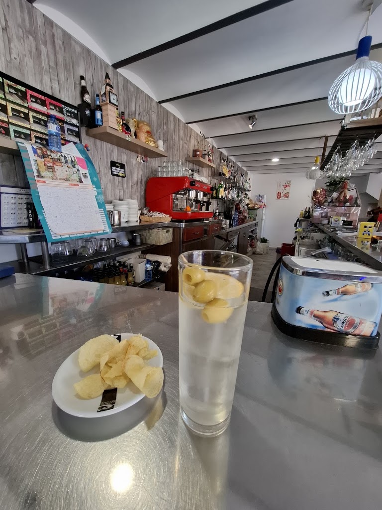 Caballo blanco — Comida y bebida