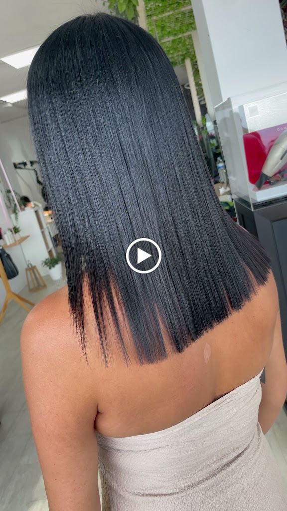 Maria Quintero Beauty & Barbers — Del propietario