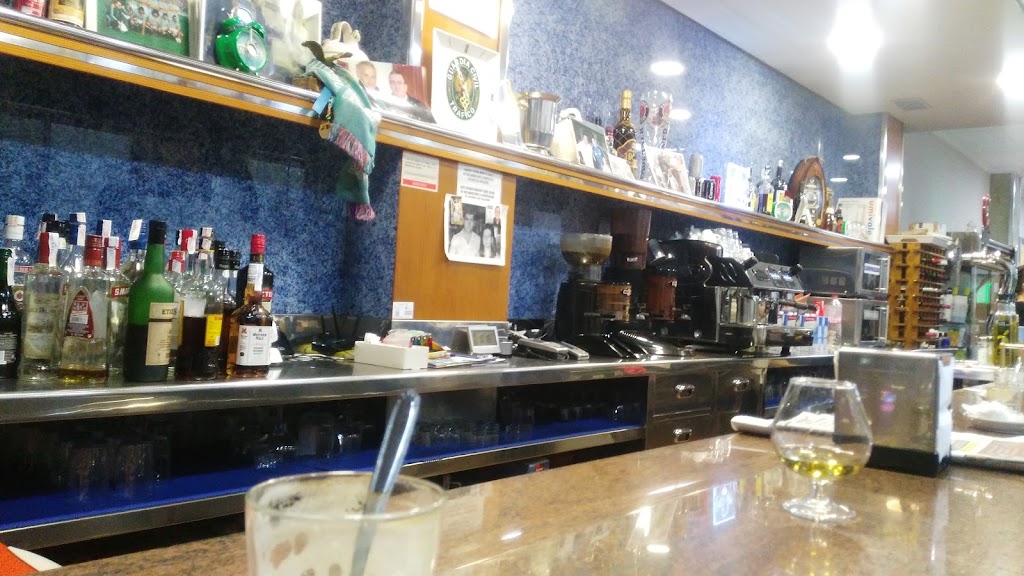 Bar Camaron — Ambiente