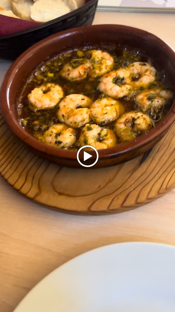 Tierra y Mar — Videos