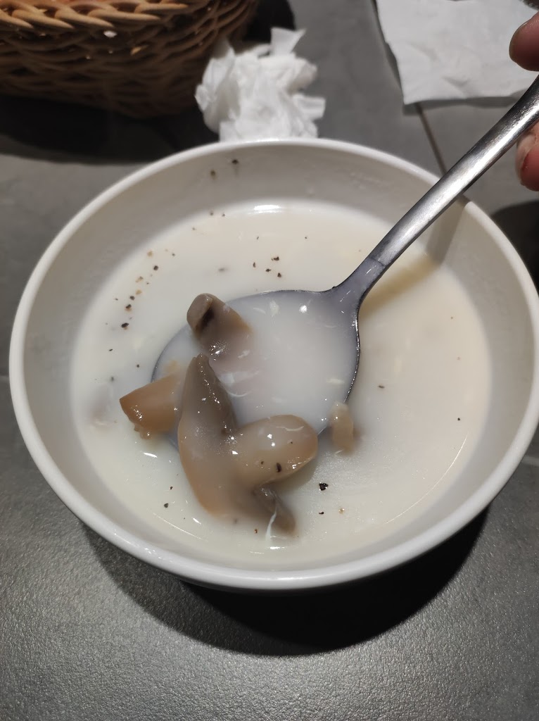 i83厚切牛排(學府店)（不接受訂位）台中牛排 台中吃到飽 南區美食 南區牛排 南區restaurant 學府路美食 忠孝夜市美食 的照片