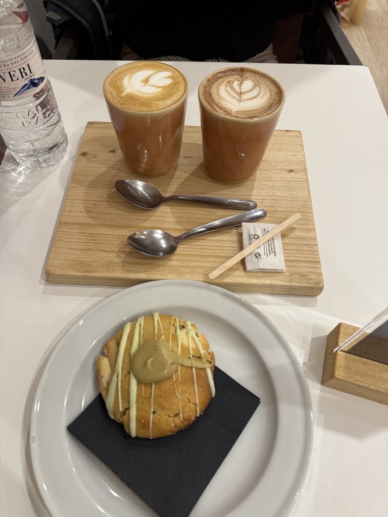 Arcano Specialty Coffee Club Gava — Cortado