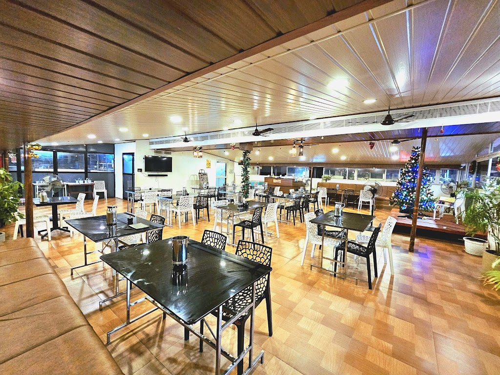 Immus Rooftop Restaurant