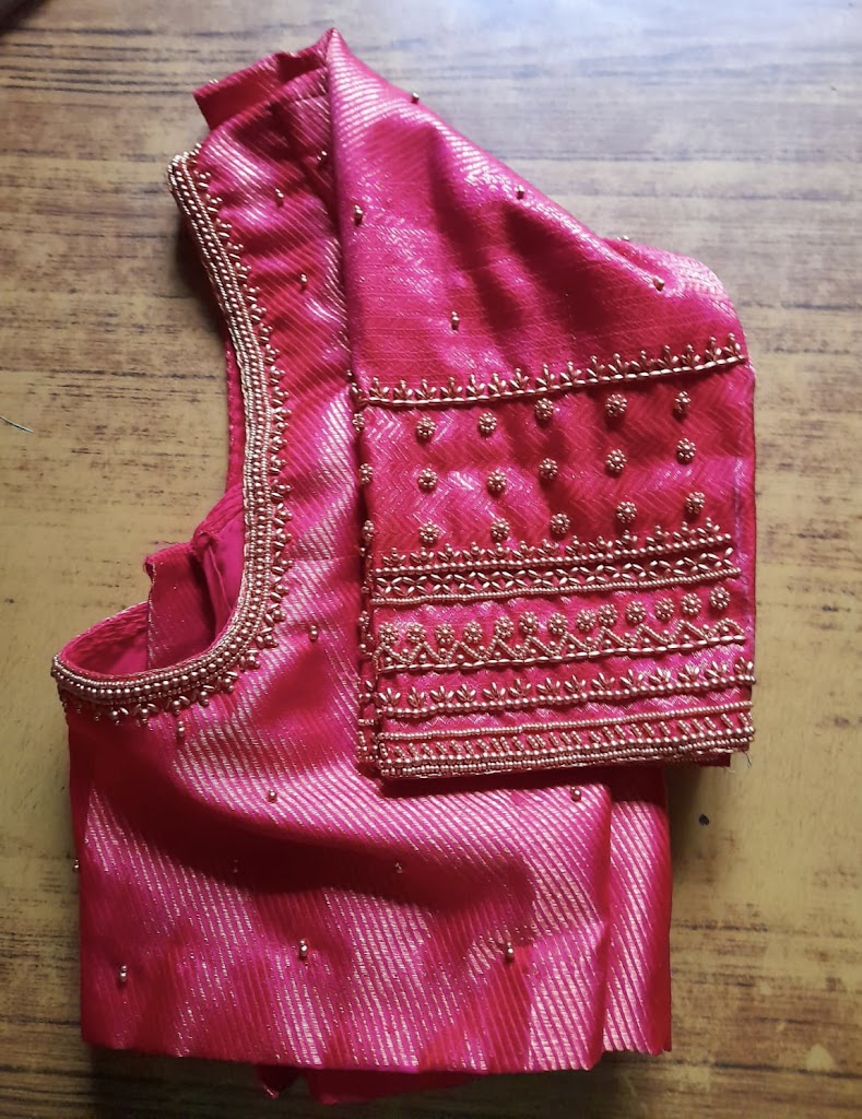 Rani Beauty Parlour Stitching Center