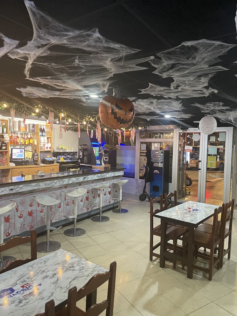 Bar Restaurant Gloria — Ambiente