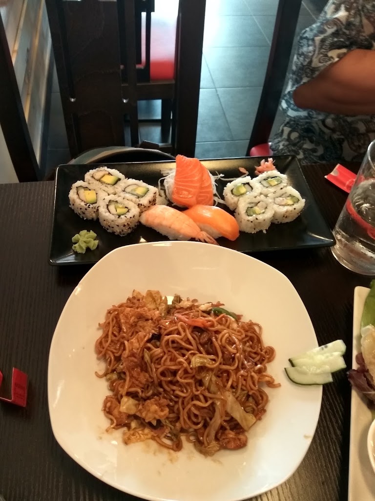 Noha Sushi Gines — Yakisoba