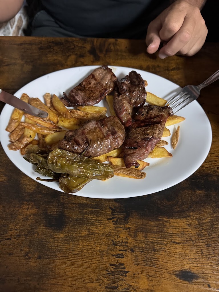 Urban burger and grill — Comida y bebida
