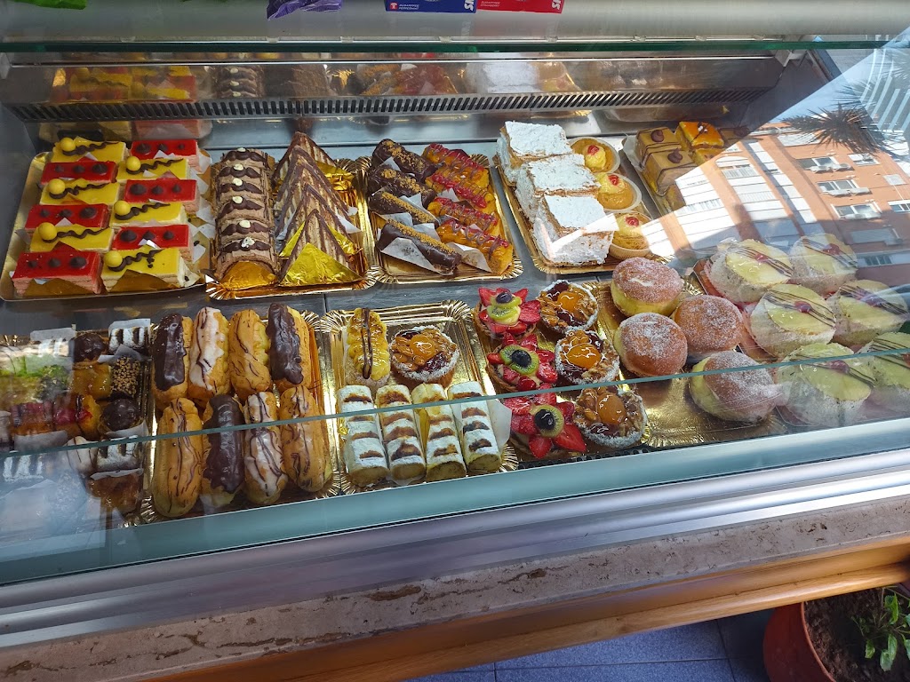 Cafeteria Ainhoa. — Reposteria