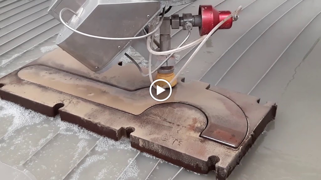 Mecan | Taller de Torno * CNC * Corte por Agua * Soldadura * Cerrajeria — Del propietario