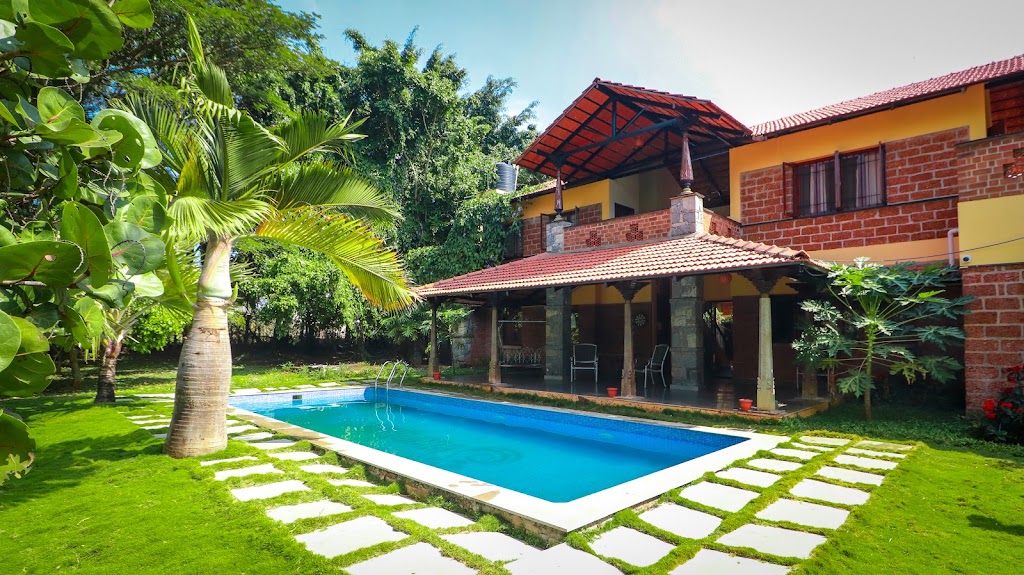 Mi Casa by Chazing Purple