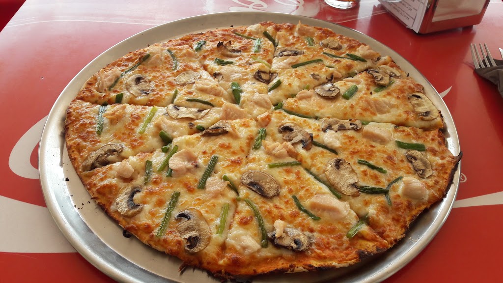 Bar - Pizzeria Los Sequesos — Pizza