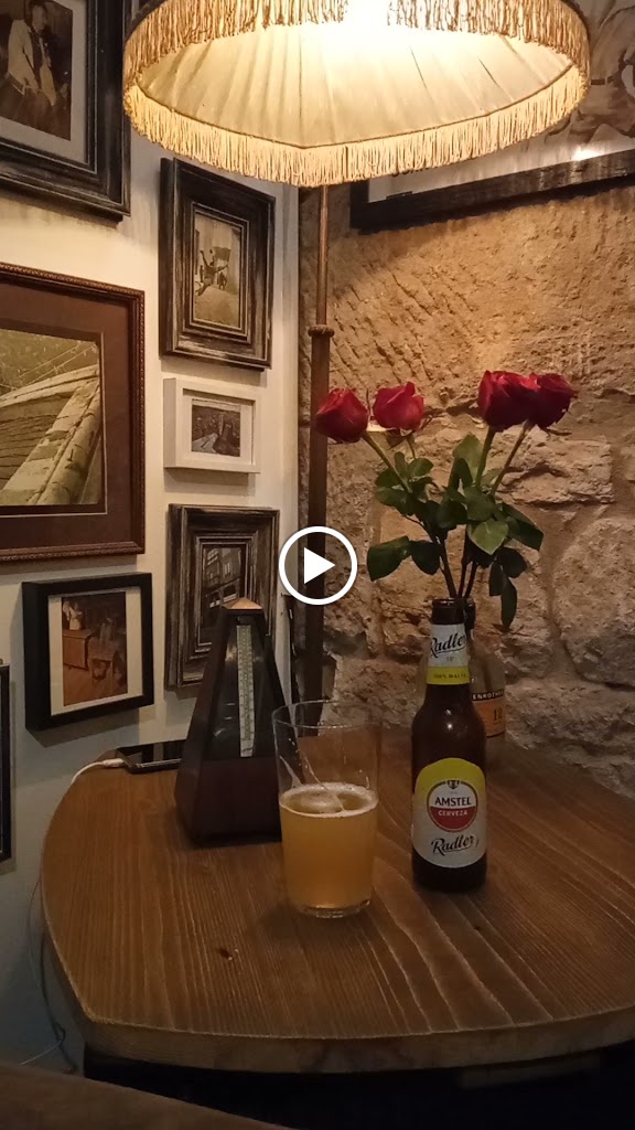 Bar La Rasilla — Videos