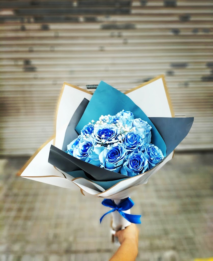 FLORISTERIA VALENCIA THE SECRET OF THE FLOWERS