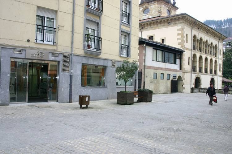Abiapuntu Hiritarren Arreta Bulegoa * Oficina de Atencion Ciudadana