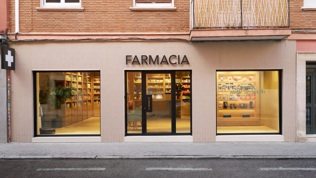 Lda. Lucia Abadia San Martin