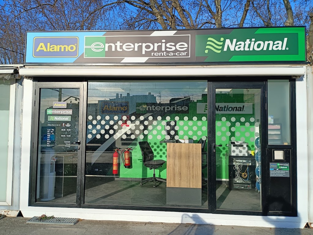 Enterprise Alquiler de Coches y Furgonetas - Estacion Figueres — Exterior