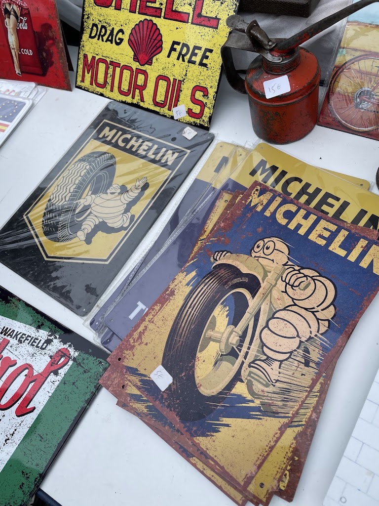 Neumaticos Lucena S L — Interior