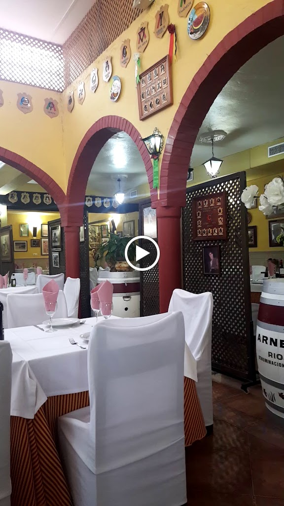 VENTA EL FRENAZO LOS BARRIOS RESTAURANTE — Videos