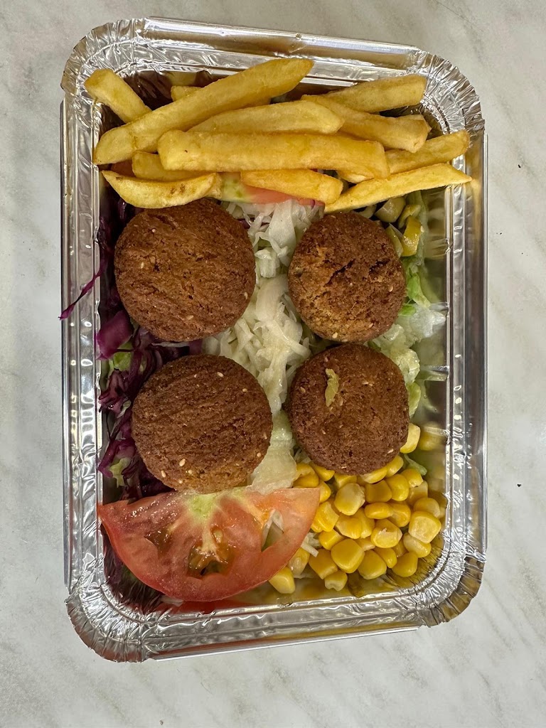 El Paisa Kebabish 8 — Comida y bebida