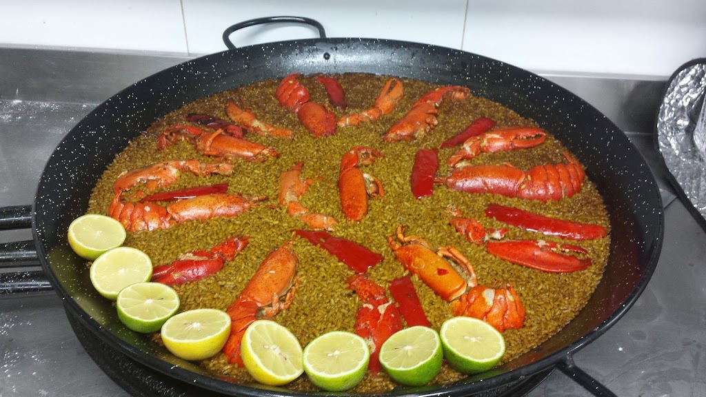 Ximo Baile Cafe & Restaurante — Comida y bebida