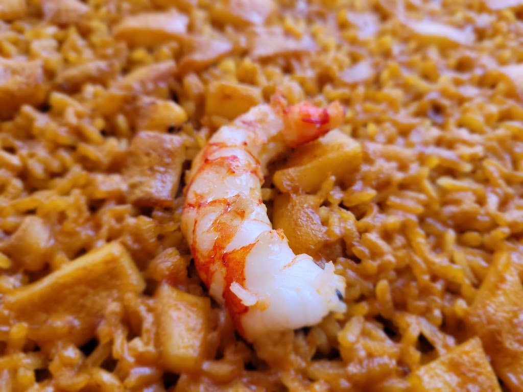 BOMBORA'S Arroceria Gastro-Heladeria — Comida y bebida