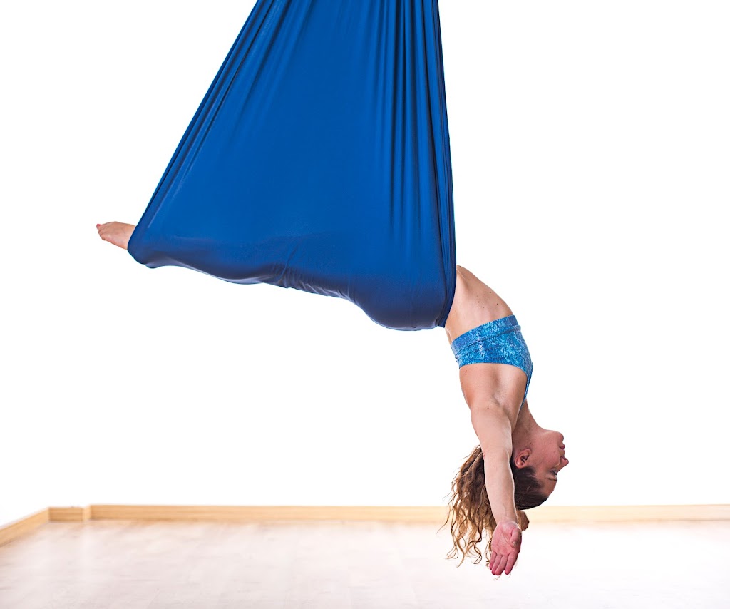 EquilibrArte Yoga Pilates y acrobacias aereas