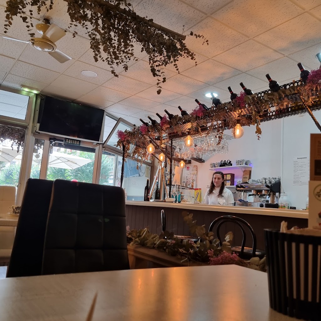 MX Cafe Bar — Ambiente