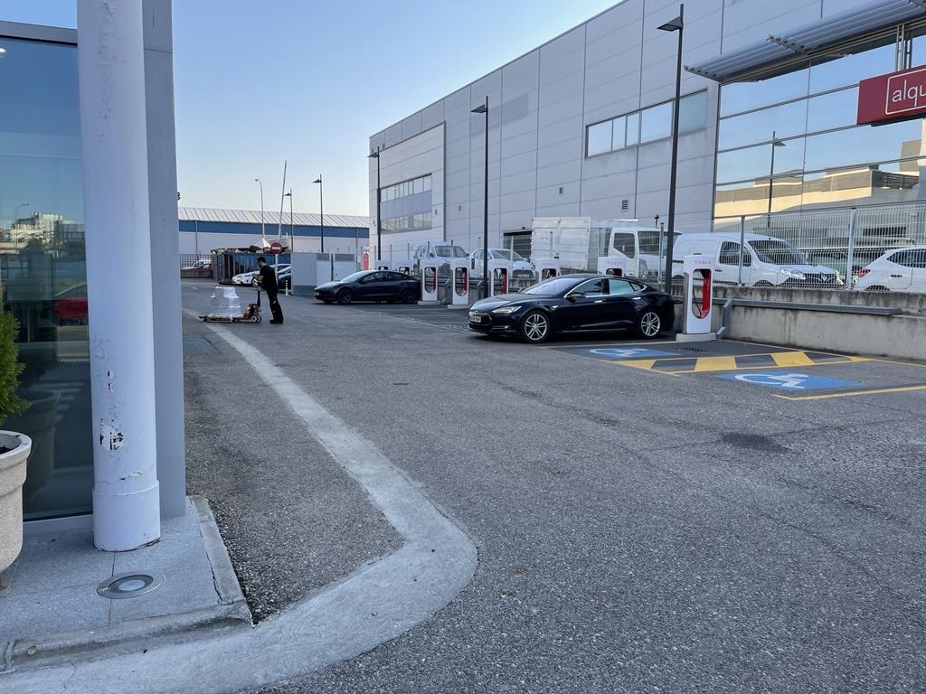 Tesla Supercharger