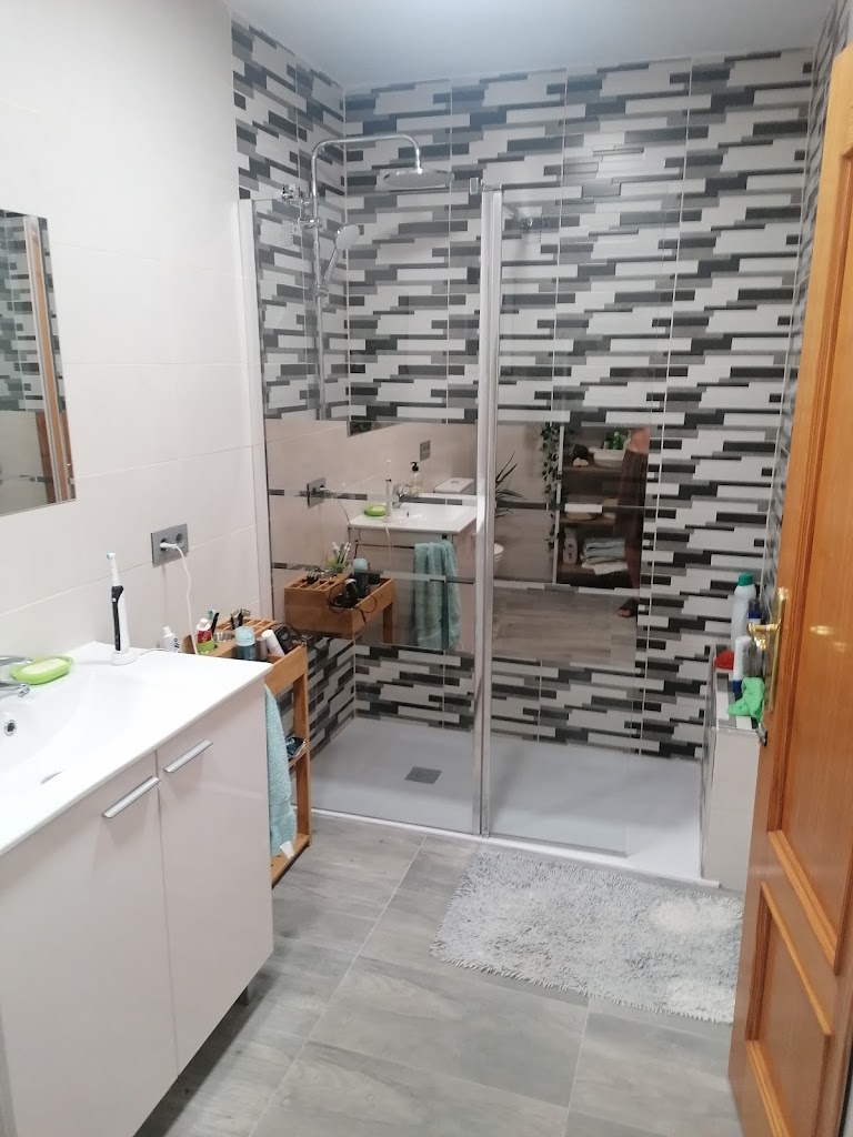 Fontaneria Martos — Cuarto de bano