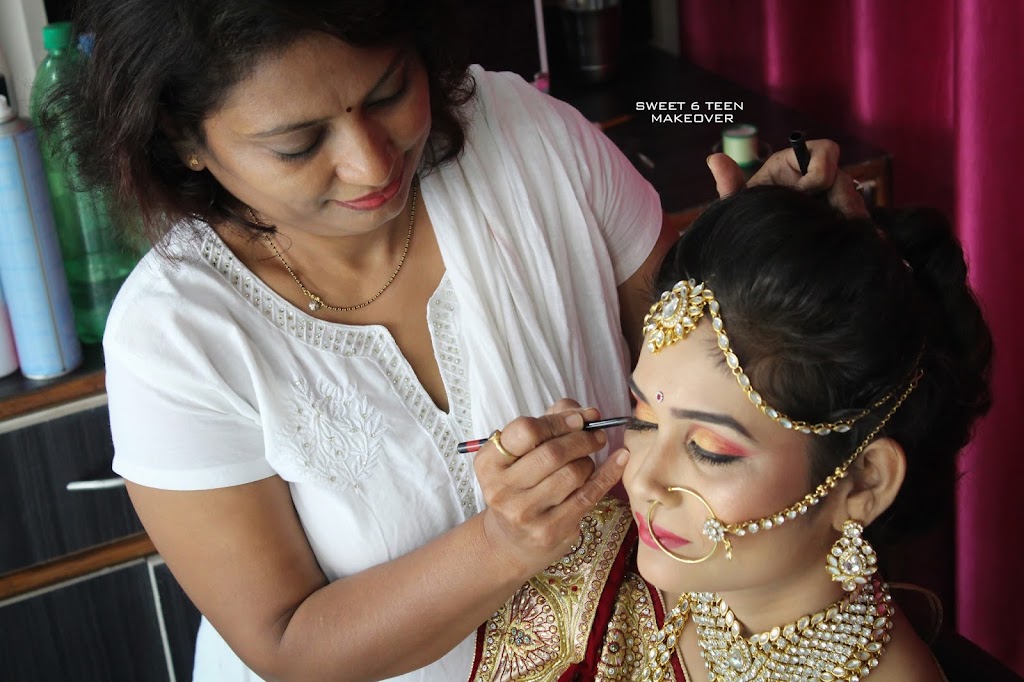 Sweet 6 Teen Ladies Beauty Parlour Makeup Studio