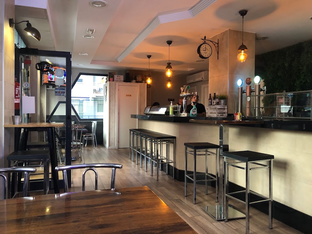 LAS LANZAS BURGER BAR