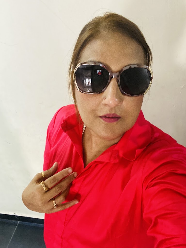 Rose Beauty Care And Classes