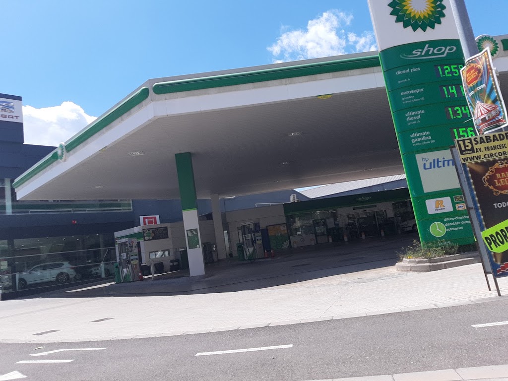 Rovira Autoservei Sabadell Rocblume — Exterior