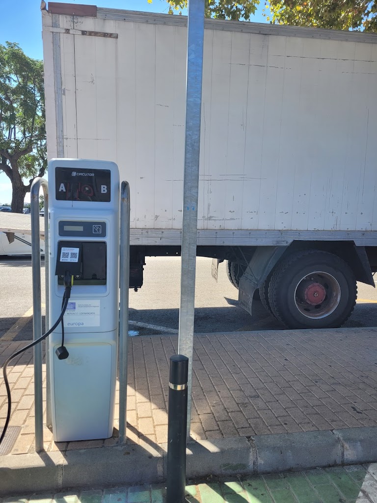 MELIB Charging Station