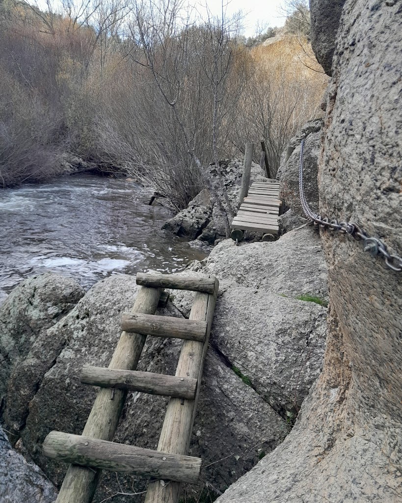 Barranco del cega senda tierras de Pedraza