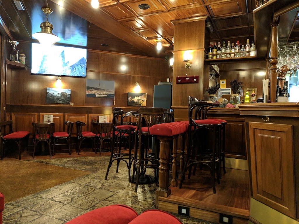 LORD NELSON SANXENXO — Ambiente