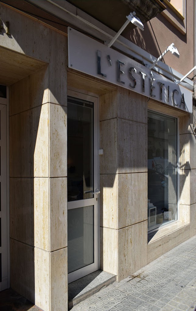 L'Estetica — Exterior