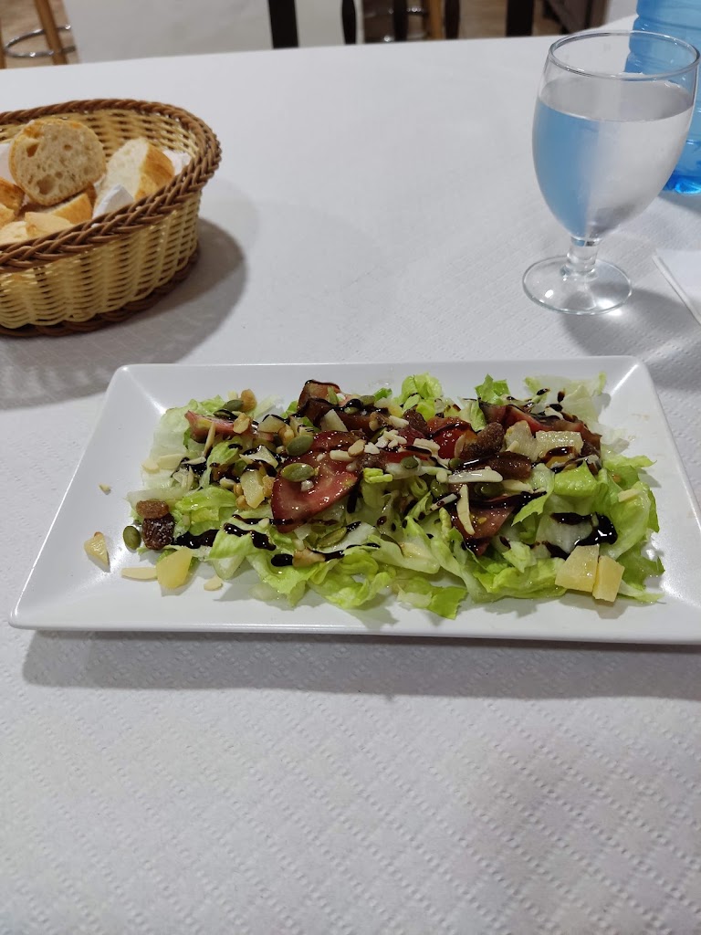 Bar Hermanas Bau — Comida y bebida