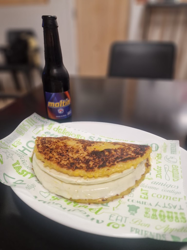 Bar Cafeteria Toro Loco — Comida y bebida