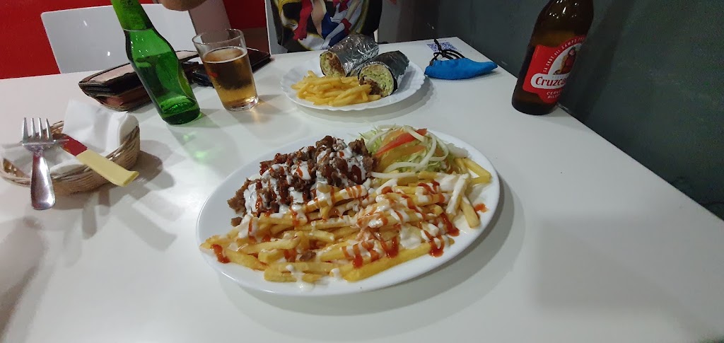 Pizzeria Burguer Mario — Comida y bebida